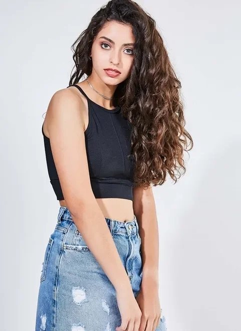 blusa cropped texturizada com zíper nas costas blusa cropped texturizada com zíper nas costas