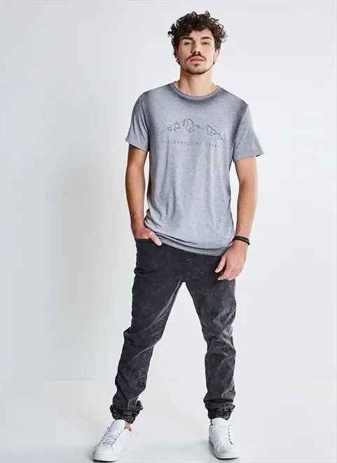 calça jogger em jeans marmorizado calça jogger em jeans marmorizado
