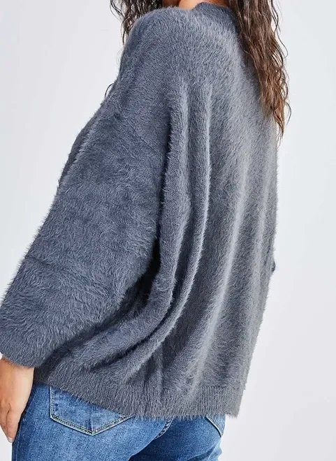 blusão amplo pelinhos em tricô blusão amplo pelinhos em tricô