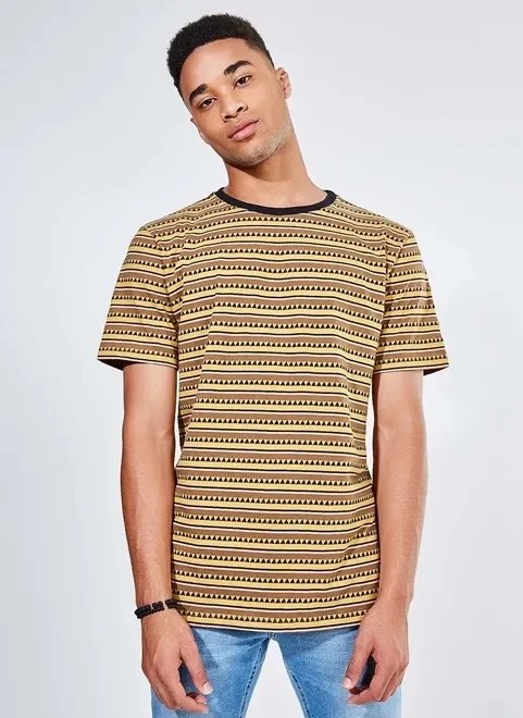 camiseta estampa jacquard camiseta estampa jacquard