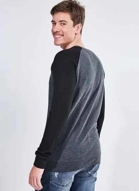 blusa manga longa raglan cinza e preto blusa manga longa raglan cinza e preto