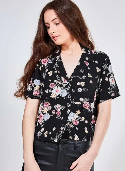 camisa cropped estampada camisa cropped estampada