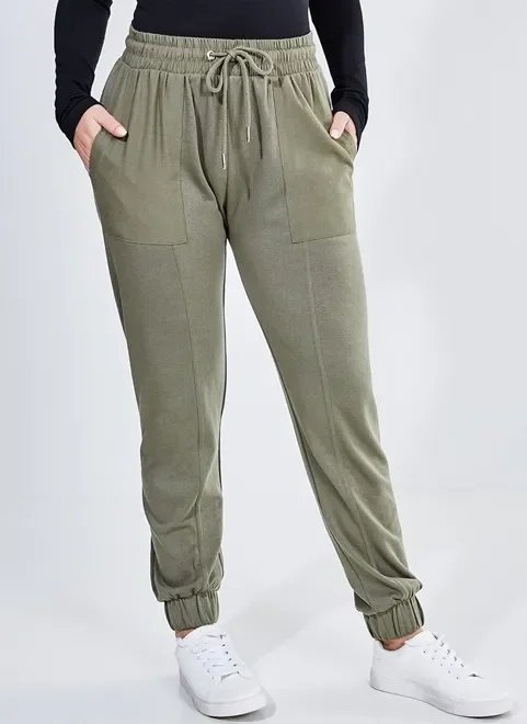 calça jogger em moletom verde militar calça jogger em moletom verde militar