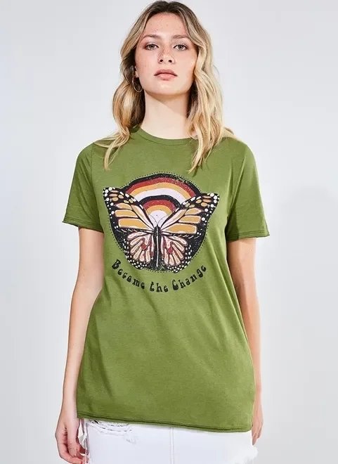 blusa estampa borboleta com lettering blusa estampa borboleta com lettering