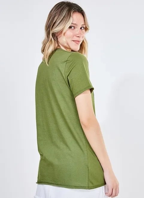 blusa estampa borboleta com lettering blusa estampa borboleta com lettering