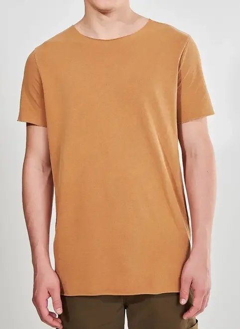 camiseta alongada com corte a fio camiseta alongada com corte a fio