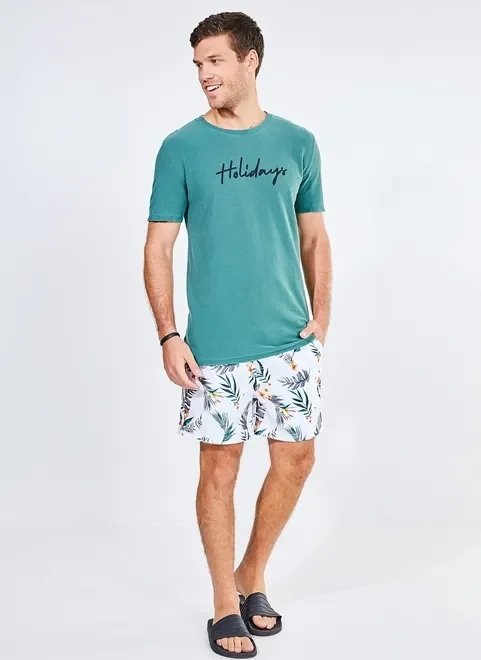 camiseta lettering holidays camiseta lettering holidays