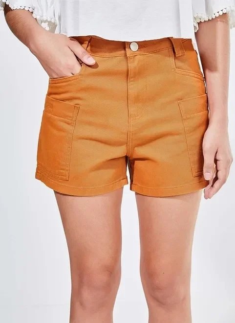short cintura alta com bolsos laterais short cintura alta com bolsos laterais