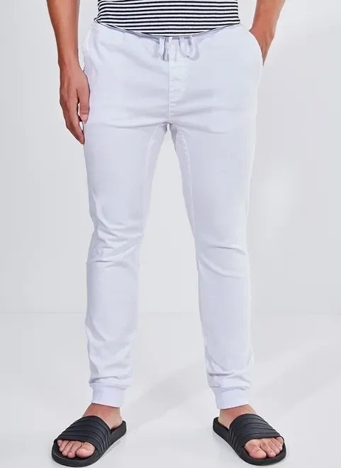 calça jogger branca em sarja calça jogger branca em sarja
