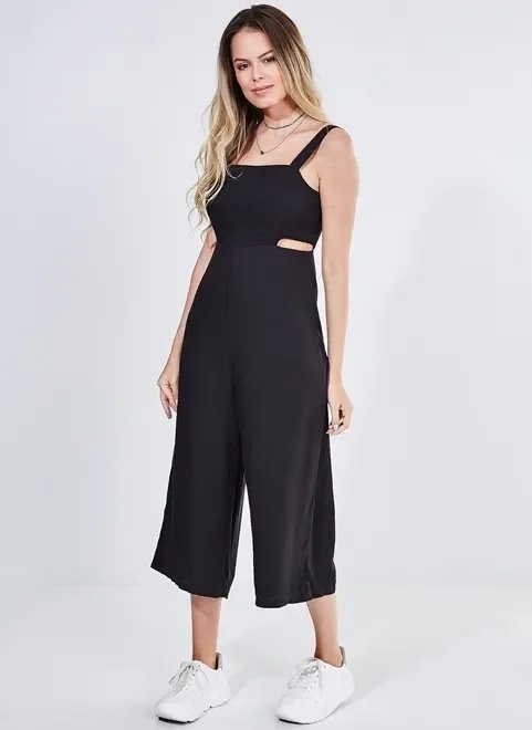 macacão midi com aberturas na cintura macacão midi com aberturas na cintura