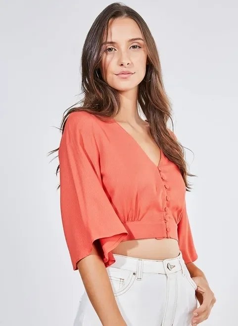 blusa cropped manga morcego com botões blusa cropped manga morcego com botões