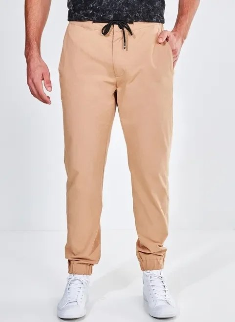 calça jogger em sarja paper calça jogger em sarja paper