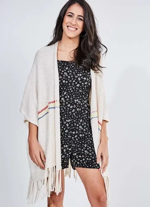 kimono em tricô jacquard com franjas kimono em tricô jacquard com franjas