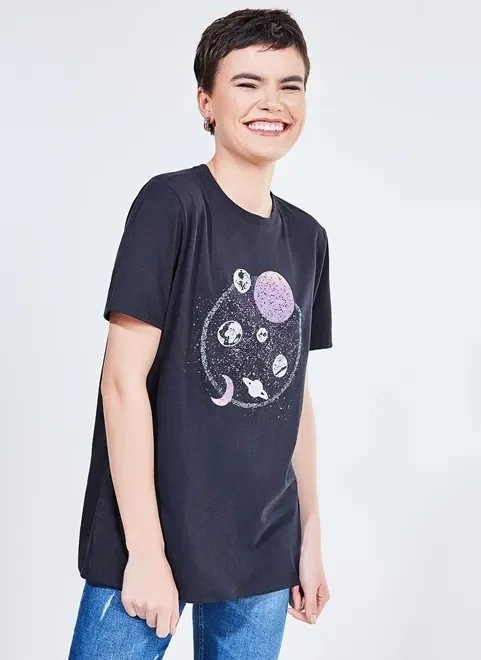 blusa estampa planetas blusa estampa planetas