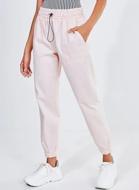 calça jogger em sarja rosa calça jogger em sarja rosa