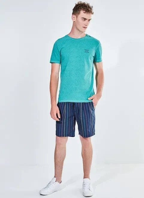 camiseta estampa em silk frente e costas camiseta estampa em silk frente e costas