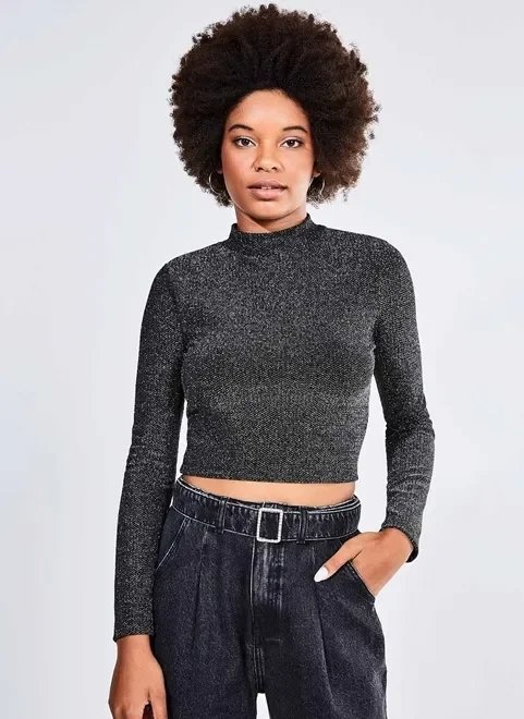 blusa cropped gola alta com fio metalizado blusa cropped gola alta com fio metalizado