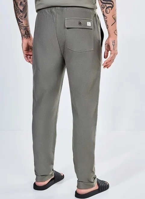 calça em moletom barra dobrada calça em moletom barra dobrada