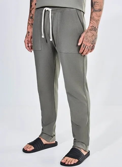calça em moletom barra dobrada calça em moletom barra dobrada