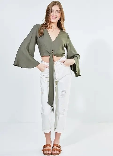blusa cropped com amarração blusa cropped com amarração