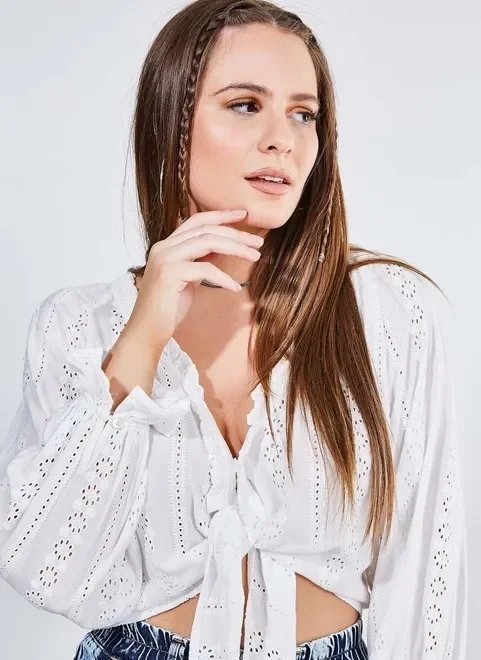 blusa cropped broderie com amarração blusa cropped broderie com amarração