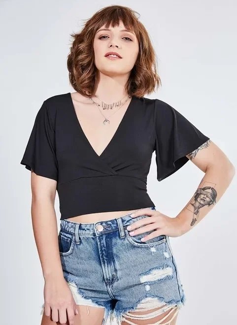 blusa cropped transpassada manga morcego blusa cropped transpassada manga morcego
