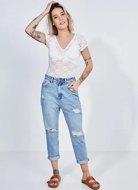 blusa branca em renda gola v blusa branca em renda gola v