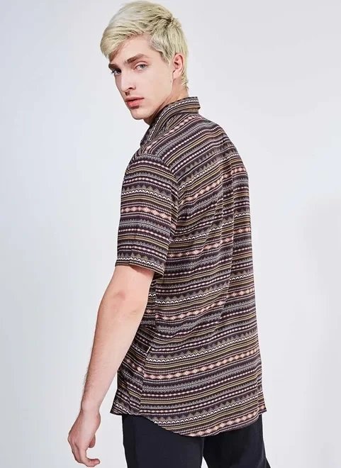 camisa manga curta étnica camisa manga curta étnica