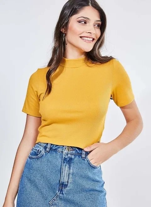 blusa cropped gola alta blusa cropped gola alta