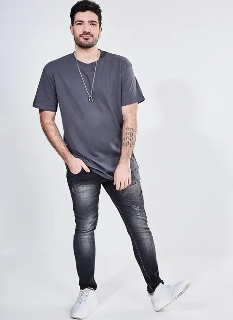 camiseta oversized lavada em malhão camiseta oversized lavada em malhão