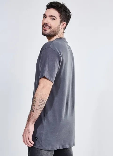 camiseta oversized lavada em malhão camiseta oversized lavada em malhão