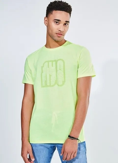 camiseta lettering neon amarelo camiseta lettering neon amarelo