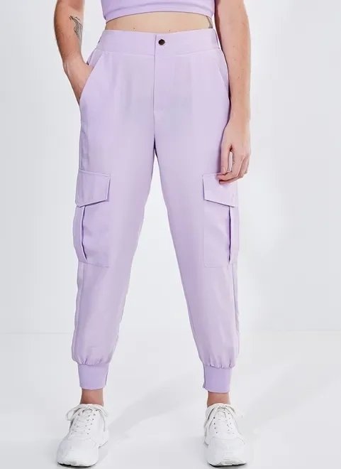 calça jogger com bolsos cargo calça jogger com bolsos cargo