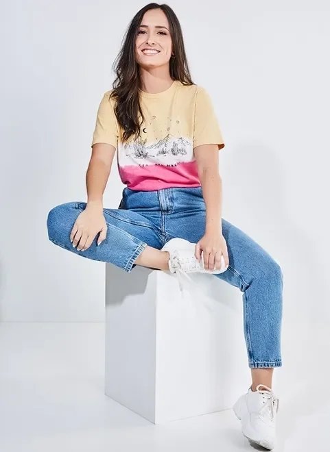 camiseta tie dye estampa deserto camiseta tie dye estampa deserto