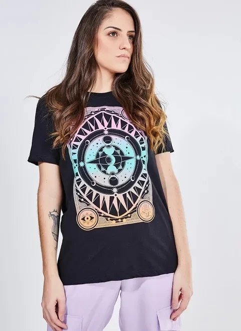 blusa estampa mística colorida blusa estampa mística colorida