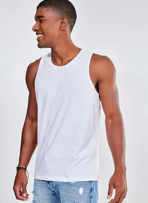 regata com pontinhos coloridos e costura contrastante regata com pontinhos coloridos e costura contrastante