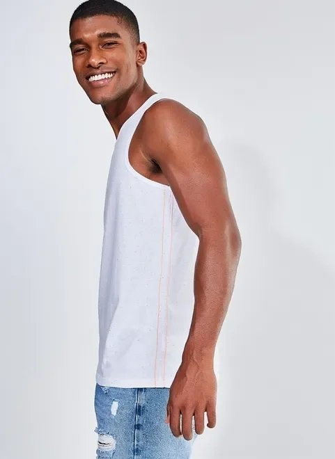 regata com pontinhos coloridos e costura contrastante regata com pontinhos coloridos e costura contrastante