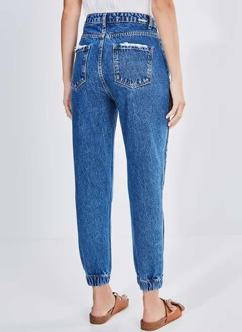 calça mom cintura alta em jeans escuro calça mom cintura alta em jeans escuro