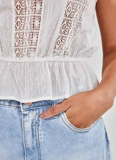 blusa cropped com renda e babadinhos blusa cropped com renda e babadinhos