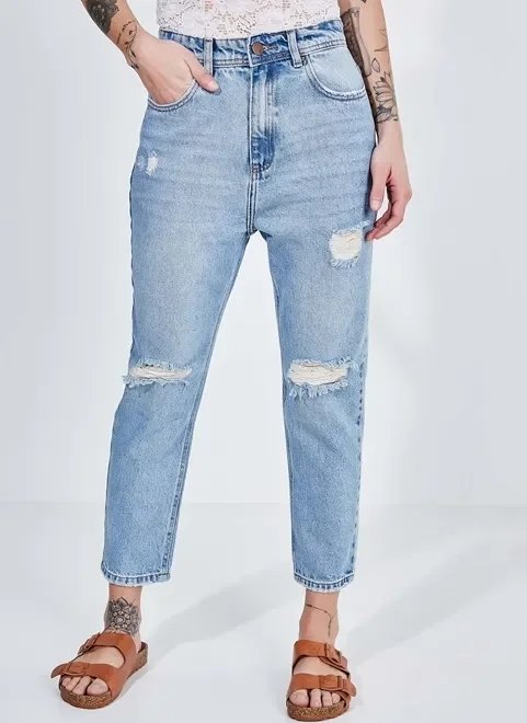 calça boyfriend em jeans claro calça boyfriend em jeans claro