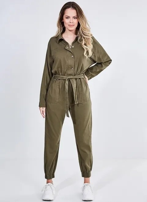 macacão em sarja verde militar macacão em sarja verde militar