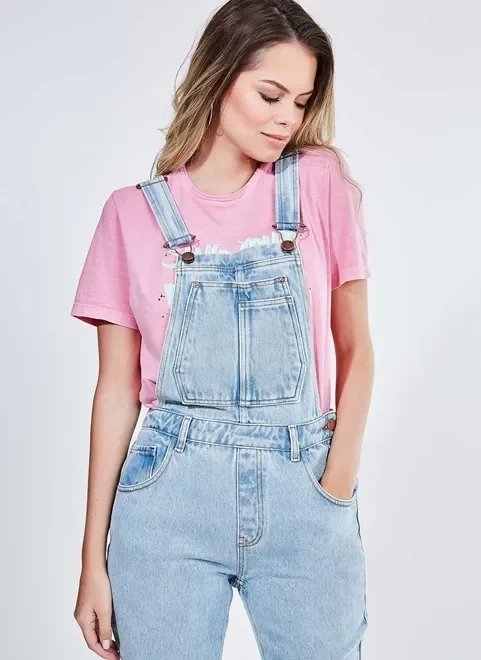 macacão em jeans claro macacão em jeans claro