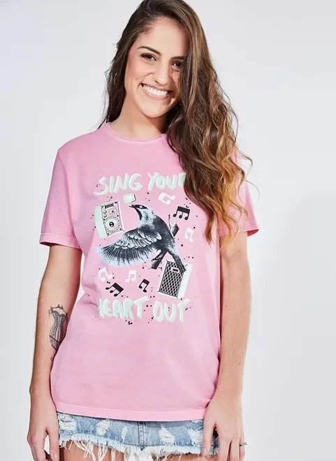 camiseta rosa estampa pássaro camiseta rosa estampa pássaro