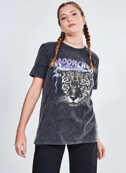 camiseta marmorizada estampa onça camiseta marmorizada estampa onça