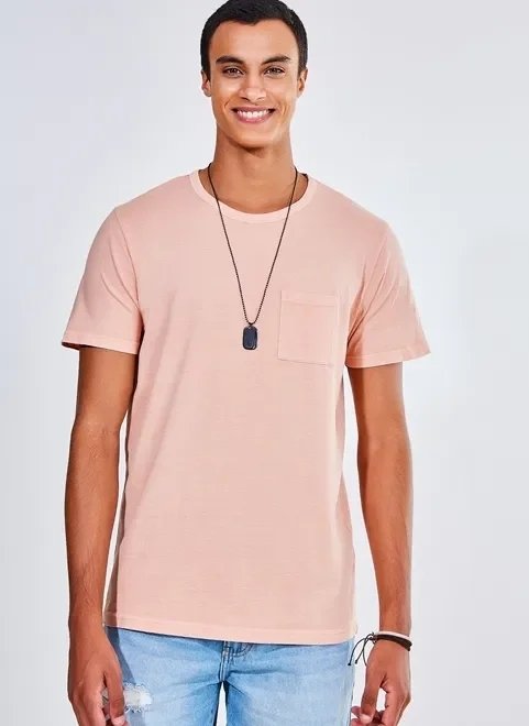 camiseta estonada com bolsinho camiseta estonada com bolsinho
