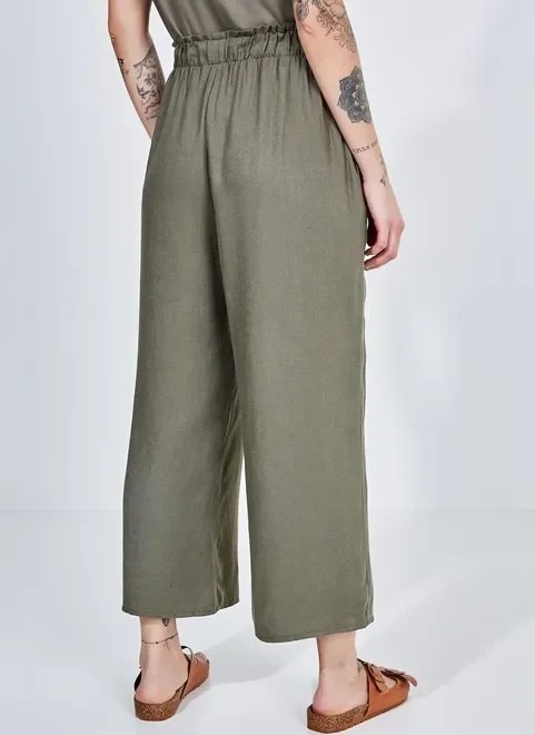 calça pantacourt verde militar com linho calça pantacourt verde militar com linho