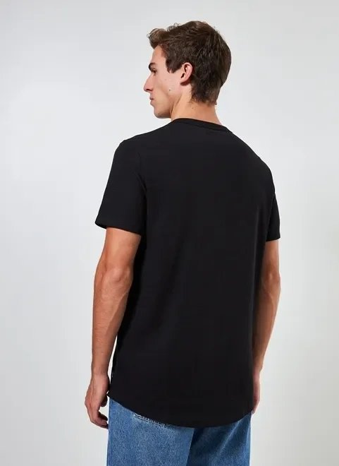 camiseta alongada em malha texturizada camiseta alongada em malha texturizada