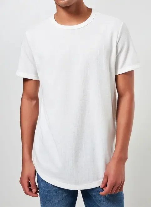 camiseta alongada em malha texturizada camiseta alongada em malha texturizada