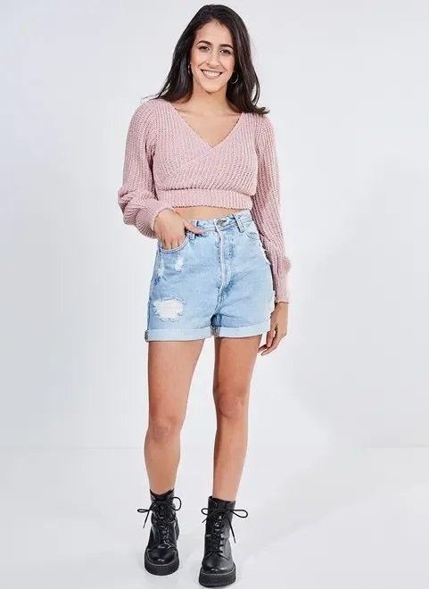 short hot pants em jeans com rasgos short hot pants em jeans com rasgos