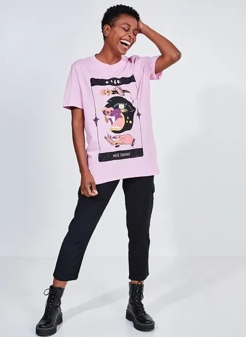 camiseta manga curta estampa mística camiseta manga curta estampa mística